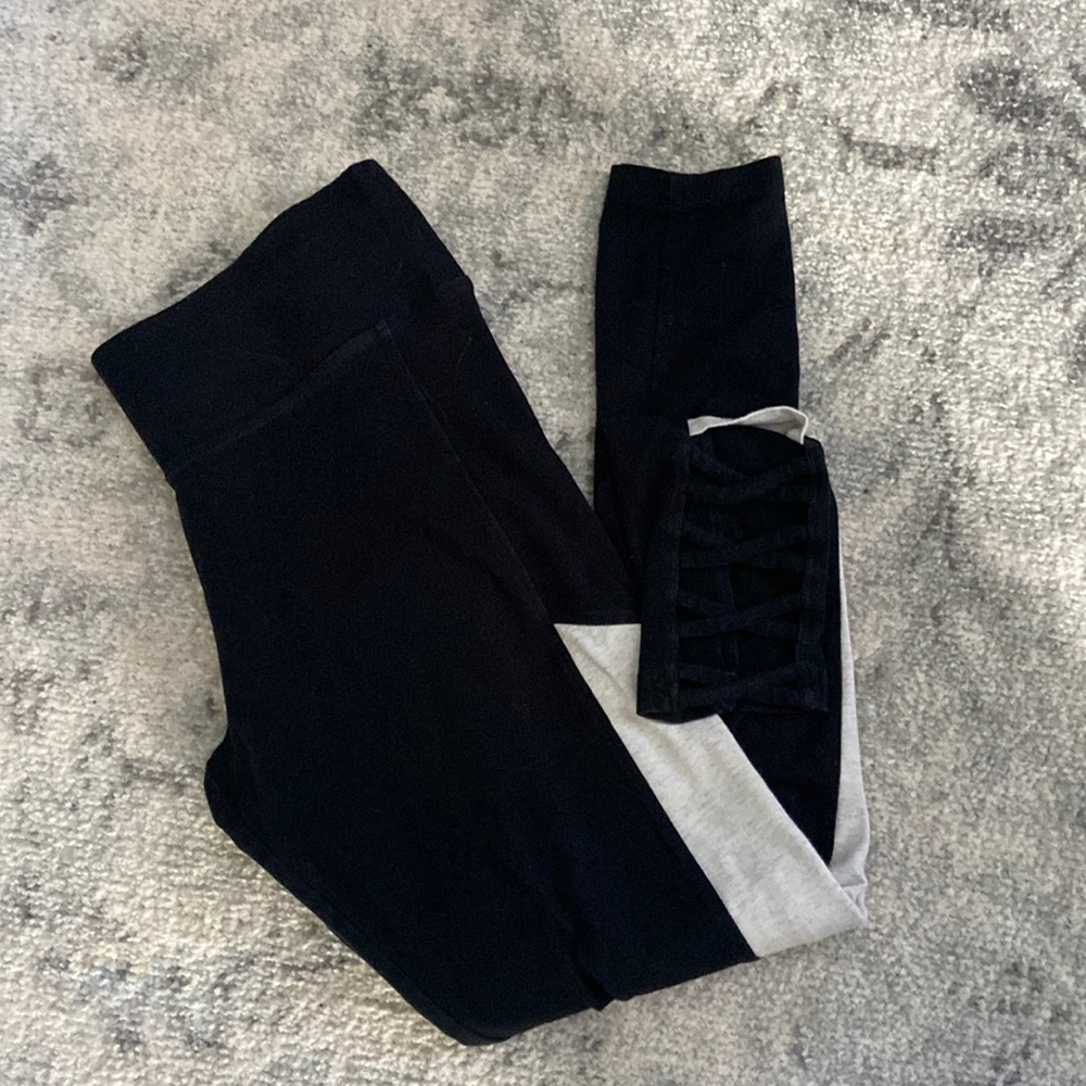 V.S Pink leggings/yoga pants